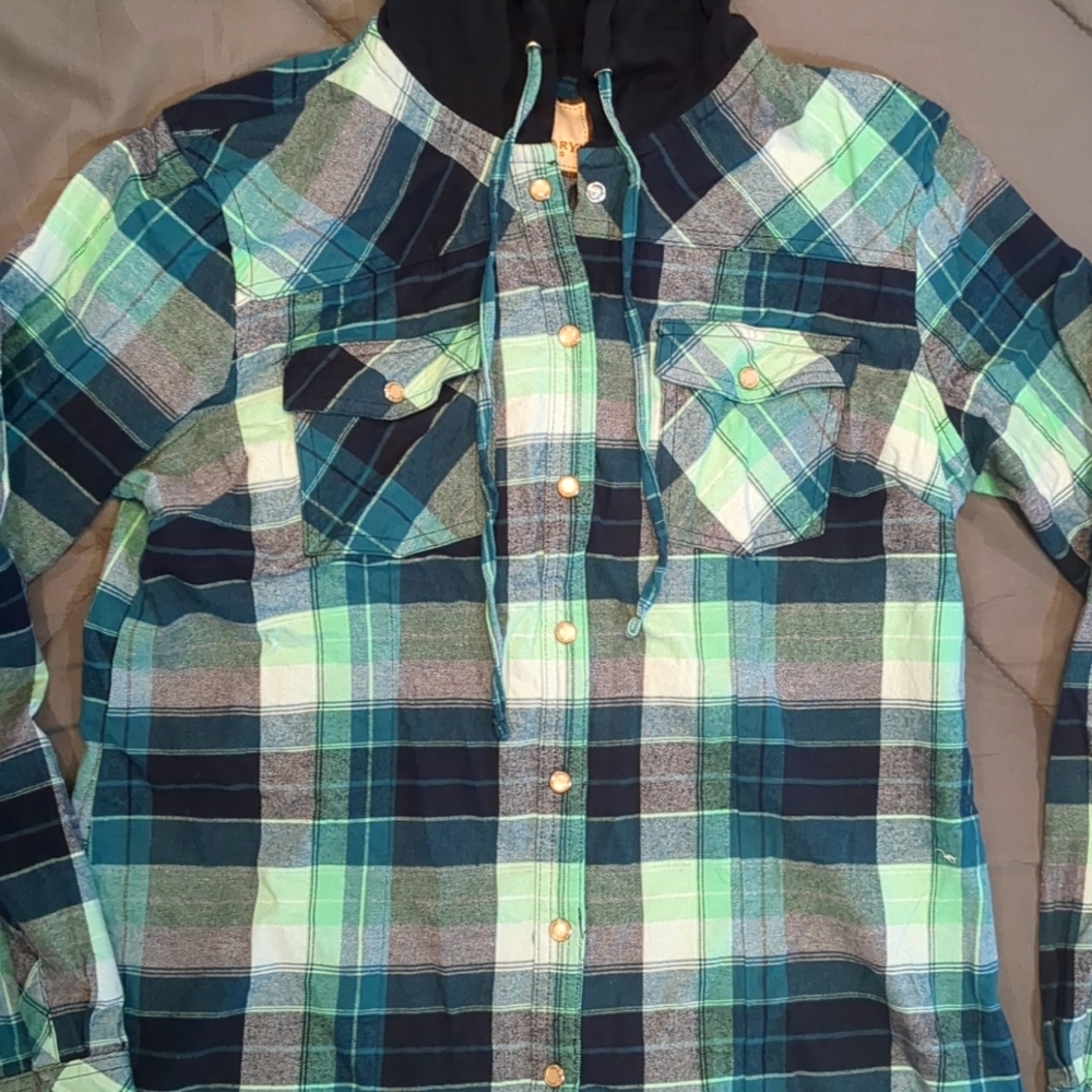 Legendary Whitetails Woman's Flannel Hoodie Green & Blue Plaid Size Large